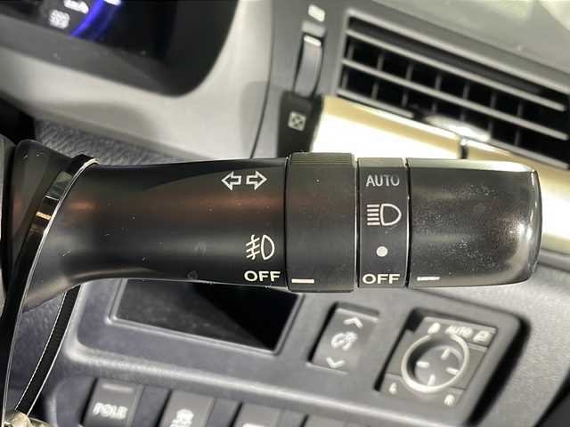 レクサス ＨＳ 250h バージョンI 沖縄県 2009(平21)年 8.2万km ブラックオパールマイカ 禁煙車/純正ナビ/Ｂｌｕｅｔｏｏｔｈ／ＣＤ／ＤＶＤ／フルセグＴＶ/AUX/バックカメラ/フロントカメラ/黒レザーシート/前席パワーシート/シートクーラー/シートヒーター/オートライト/横滑り防止装置/カーテンエアバック/HIDヘッドライト/プラズマlクラスター/ウッドコンビステアリング/スマートキー