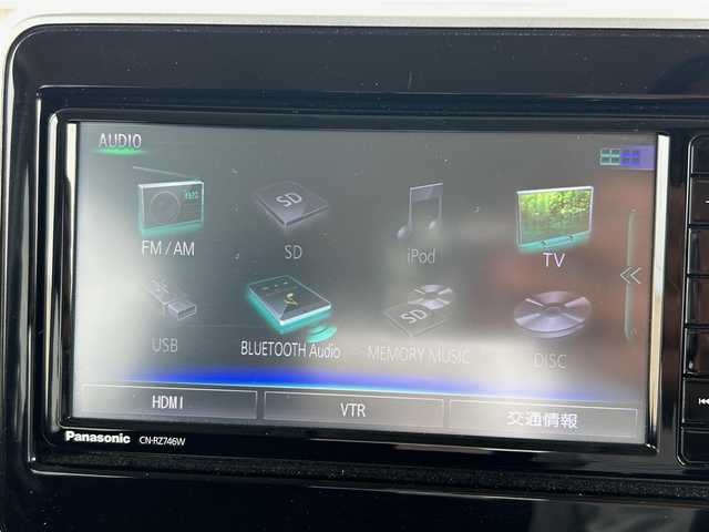 スズキ スペーシア カスタム HYBRID GS 熊本県 2019(平31)年 5.6万km ピュアホワイトP デュアルセンサーブレーキサポート/社外ナビ/全方位カメラ/ビルトインETC/純正14インチAW/片側パワースライドドア/右前席シートヒーター/LEDヘッドライト/オートライト/フォグライト/横滑り防止装置/ウィンカーミラー/純正フロアマット
