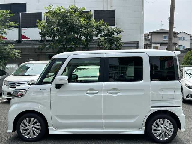 スズキ スペーシア カスタム HYBRID GS 熊本県 2019(平31)年 5.6万km ピュアホワイトP デュアルセンサーブレーキサポート/社外ナビ/全方位カメラ/ビルトインETC/純正14インチAW/片側パワースライドドア/右前席シートヒーター/LEDヘッドライト/オートライト/フォグライト/横滑り防止装置/ウィンカーミラー/純正フロアマット