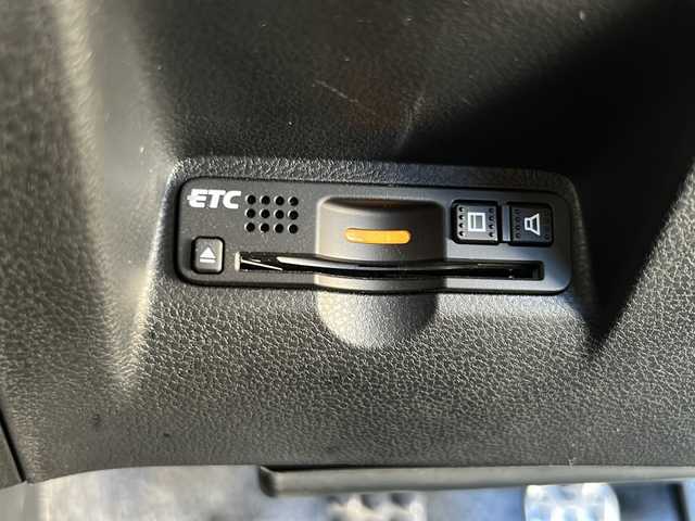 ホンダ フィット RS 愛知県 2012(平24)年 3.7万km サンセットオレンジⅡ 登録時走行距離36172キロ/純正ナビゲーション/６速マニュアルシフト/純正フロアマット/ワンセグＴＶ/横滑り装置/純正アルミホイール/助手席エアバック/オートライト