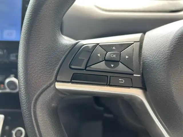 日産 セレナ S 兵庫県 2018(平30)年 6.5万km ホワイト 社外ディスプレイオーディオ/Bluetooth/全周囲カメラ/片側パワースライドドア/ステアリングリモコン/オートライト/ヘッドライトレベライザー/スマートキー/純正フロアマット/ドアバイザー
