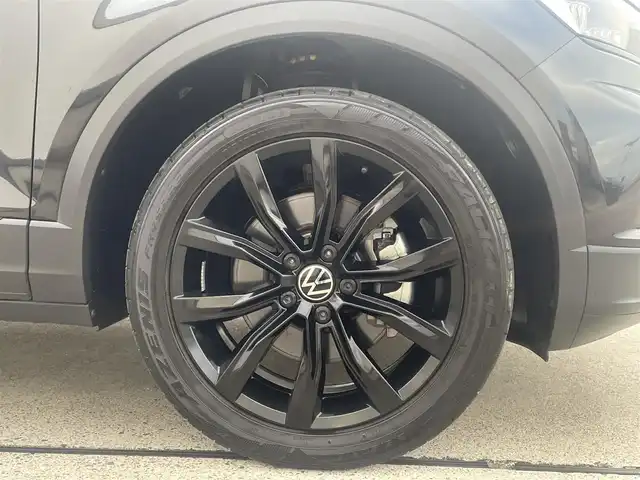 フォルクスワーゲン ＶＷ Ｔ－ロック TDI スポーツ 東京都 2022(令4)年 1.9万km 黒 純正ナビ/バックカメラ/アダプティブクルーズコントロール/純正18インチアルミホイール/レーンキープアシスト/ブラインドスポットモニター/ETC2.0/LEDヘッドライト/ワンセグTV/apple car play/android Auto