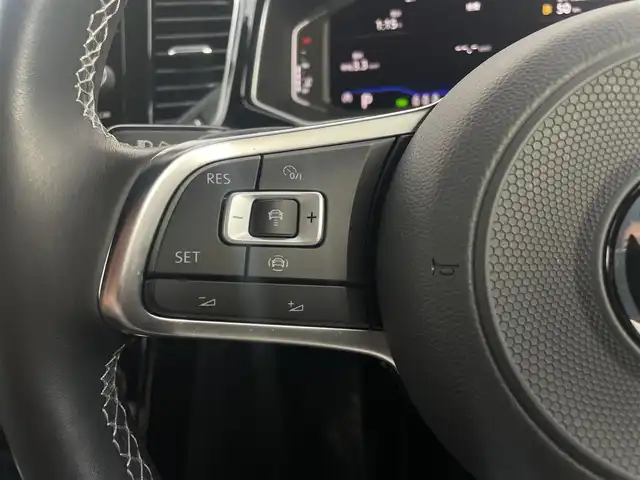 フォルクスワーゲン ＶＷ Ｔ－ロック TDI スポーツ 東京都 2022(令4)年 1.9万km 黒 純正ナビ/バックカメラ/アダプティブクルーズコントロール/純正18インチアルミホイール/レーンキープアシスト/ブラインドスポットモニター/ETC2.0/LEDヘッドライト/ワンセグTV/apple car play/android Auto