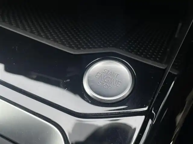 フォルクスワーゲン ＶＷ Ｔ－ロック TDI スポーツ 東京都 2022(令4)年 1.9万km 黒 純正ナビ/バックカメラ/アダプティブクルーズコントロール/純正18インチアルミホイール/レーンキープアシスト/ブラインドスポットモニター/ETC2.0/LEDヘッドライト/ワンセグTV/apple car play/android Auto