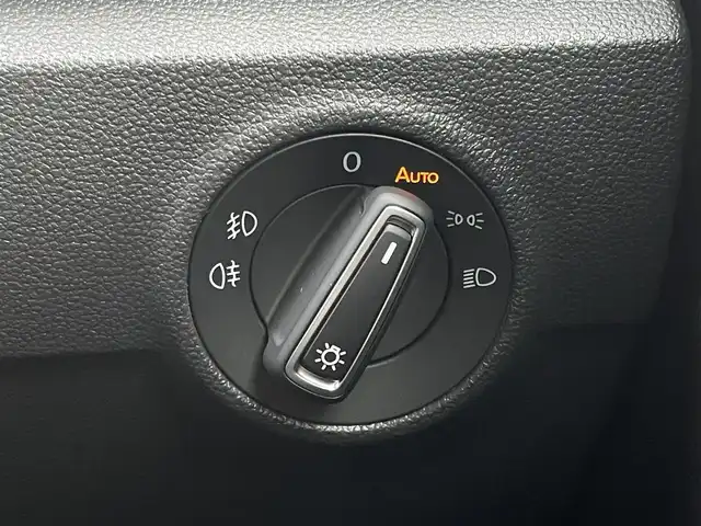 フォルクスワーゲン ＶＷ Ｔ－ロック TDI スポーツ 東京都 2022(令4)年 1.9万km 黒 純正ナビ/バックカメラ/アダプティブクルーズコントロール/純正18インチアルミホイール/レーンキープアシスト/ブラインドスポットモニター/ETC2.0/LEDヘッドライト/ワンセグTV/apple car play/android Auto