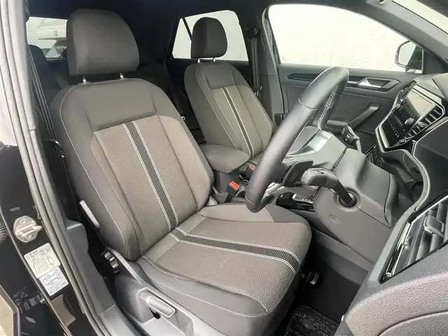 フォルクスワーゲン ＶＷ Ｔ－ロック TDI スポーツ 東京都 2022(令4)年 1.9万km 黒 純正ナビ/バックカメラ/アダプティブクルーズコントロール/純正18インチアルミホイール/レーンキープアシスト/ブラインドスポットモニター/ETC2.0/LEDヘッドライト/ワンセグTV/apple car play/android Auto
