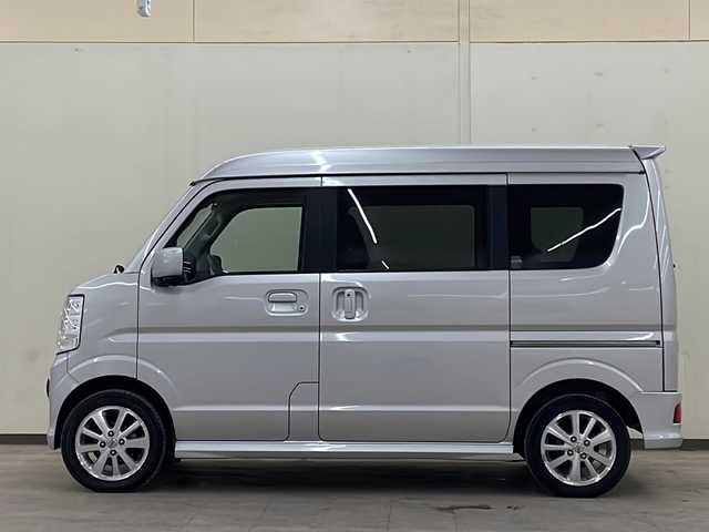 日産 ＮＶ１００クリッパー リオ E 道央・札幌 2021(令3)年 6.7万km シルキーシルバーメタリック /4WD//社外メモリナビ：AVIC-RZ09/(ラジオ/フルセグTV/CD/DVD/BT)//寒冷地仕様//社外エンジンスターター//社外AWスタッドレスタイヤ積込(155/65R14)//衝突被害軽減ブレーキ//レーンキープアシスト//横滑り防止装置//片側パワースライドドア//社外前方ドライブレコーダー//運転席シートヒーター//コーナーセンサー//フォグランプ//電動格納ミラー