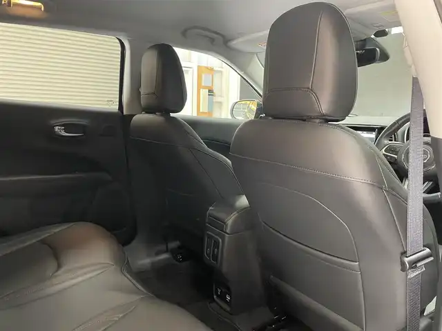 クライスラー・ジープ ジープ コンパス リミテッド 群馬県 2018(平30)年 5万km 黒 ワンオーナー/CarPlay/バックカメラ/フルセグTV/ドライブレコーダー/シートヒーター/スマートキー/黒革シート/ACC/ETC/18インチAW/フロアマット/HIDライト/純正ナビ