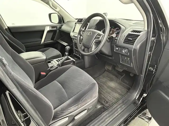 トヨタ ランドクルーザー プラド TX 熊本県 2022(令4)年 3.2万km ブラック ワンオーナー　/純正9インチナビ（ＣＤ・ＤＶＤ・フルセグ・ＢＴ）/バックカメラ　/前後ドライブレコーダー　/ビルトインＥＴＣ　/前後クリアランスソナー　/レーダークルーズコントロール　/純正前後エアロ　/純正フロアマット/純正17インチAW/ヘッドライトウォッシャー/オートライト/オートマチックハイビーム/LEDヘッドライト/スマートキー/プッシュスタート/保証書　/取扱説明書