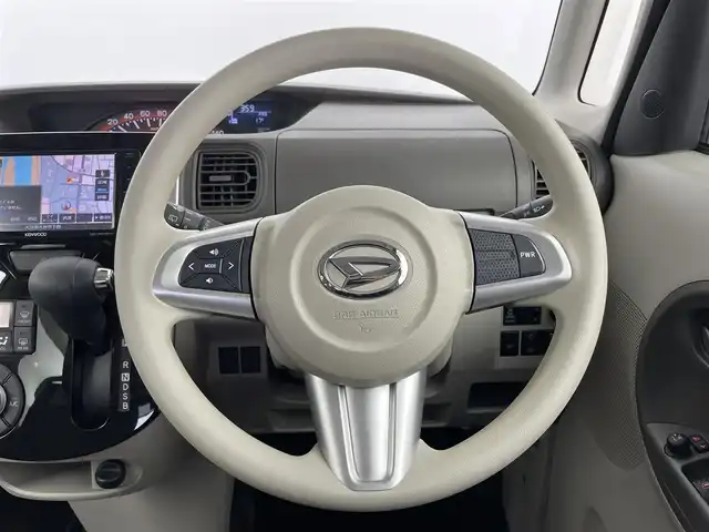 ダイハツ タント X SA Ⅲ 大分県 2017(平29)年 9.8万km プラムブラウンクリスタルマイカ 社外ナビ【MDV-D5048TW】/バックカメラ/片側パワースライドドア/運転席シートヒーター/リアコーナーセンサー/オートライト/オートハイビーム/衝突軽減ブレーキ/横滑り防止システム/ベンチシート/Bluetooth/プッシュスタート/スマートキー