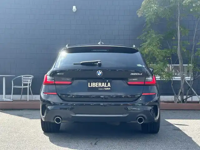 ＢＭＷ ３２０ｄ xDrive ツーリング Mスポーツ 滋賀県 2019(令1)年 4.4万km 黒 ・ハーフレザーシート/・メモリ付きパワーシート/パーキングアシストプラス/コンフォートパッケージ/・シートヒーター/・オートマチックトランク/アドバンスドアクティブセーフティパッケージ/・ヘッドアップディスプレイ/・ACC/純正HDDナビ/・USB/・アンビエントライト