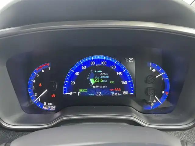トヨタ カローラツーリング ハイブリッド ダブルバイビー 千葉県 2022(令4)年 2.8万km プラチナホワイトパールマイカ ワンオーナー/衝突軽減ブレーキ/純正９インチナビ/バックカメラ/フルセグＴＶ/ＥＴＣ/ＢＳＭ/シートヒーター/ステアリングヒーター/置くだけ充電/ＬＥＤヘッドライト/オートライト/コーナーセンサー