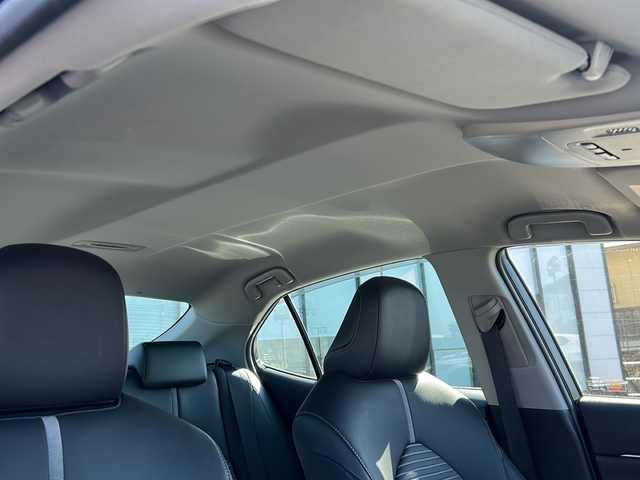 トヨタ カムリ WS 岐阜県 2019(平31)年 4.6万km プラチナホワイトパールマイカ 登録時走行距離45835km/純正８型ナビ/フルセグＴＶ/バックカメラ/クルーズコントロール/ドライブレコーダー/前後コーナーセンサー/レーンキープアシスト/ハーフレザーシート/ビルトインＥＴＣ/ドアバイザー/ＬＥＤヘッドライト/オートライト/オートマチックハイビーム/フロントフォグランプ/プッシュスタート/スマートキー/スペアキー/純正アルミホイール/社外フロアマット/アイドリングストップ