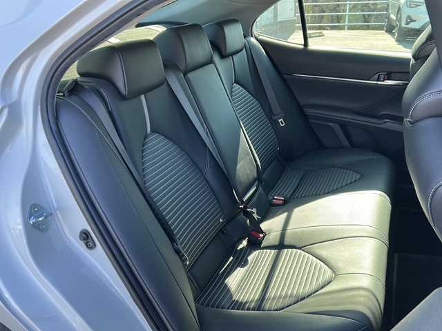 トヨタ カムリ WS 岐阜県 2019(平31)年 4.6万km プラチナホワイトパールマイカ 登録時走行距離45835km/純正８型ナビ/フルセグＴＶ/バックカメラ/クルーズコントロール/ドライブレコーダー/前後コーナーセンサー/レーンキープアシスト/ハーフレザーシート/ビルトインＥＴＣ/ドアバイザー/ＬＥＤヘッドライト/オートライト/オートマチックハイビーム/フロントフォグランプ/プッシュスタート/スマートキー/スペアキー/純正アルミホイール/社外フロアマット/アイドリングストップ