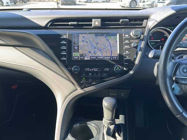 トヨタ カムリ WS 岐阜県 2019(平31)年 4.6万km プラチナホワイトパールマイカ 登録時走行距離45835km/純正８型ナビ/フルセグＴＶ/バックカメラ/クルーズコントロール/ドライブレコーダー/前後コーナーセンサー/レーンキープアシスト/ハーフレザーシート/ビルトインＥＴＣ/ドアバイザー/ＬＥＤヘッドライト/オートライト/オートマチックハイビーム/フロントフォグランプ/プッシュスタート/スマートキー/スペアキー/純正アルミホイール/社外フロアマット/アイドリングストップ