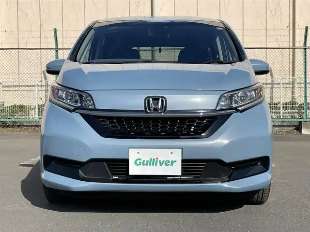 ホンダ フリード ハイブリット G ホンダセンシング 東京都 2020(令2)年 3.2万km シーグラスブルーパール 純正９型メモリナビ＆フルセグ　/・BluetoothAudio/USB/・CD/SD/DVD/AM/FM/両側パワースライドドア　/ＬＥＤヘッドライト　/ホンダセンシング　/・アダプティブクルーズコントロール　/・歩行者事故低減ステアリング　/・標識認識機能/・衝突軽減ブレーキ/・路外逸脱抑制機能/・先行車発進お知らせ機能/キャプテンシート/プッシュエンジンスタート/Wエアバック＆ABS/保証書＆取説/ビルトインＥＴＣ　