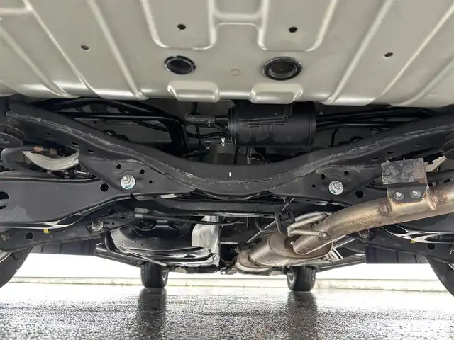 日産 エルグランド 250ハイウェイスターS 滋賀県 2018(平30)年 3.7万km インペリアルアンバーP 純正HDDナビ/(フルセグTV CD DVD Bluetooth)/純正フリップダウンモニター/アラウンドビューモニター/両側パワースライドドア/クルーズコントロール/革巻きステアリング/ステアリングリモコン/ハーフレザーシート/オットマン/プッシュスタート/スマートキー×２/純正フロアマット/電動格納ミラー/ウインカーミラー/ドアバイザー/AW付スタッドレスタイヤ積載