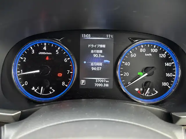 日産 エルグランド 250ハイウェイスターS 滋賀県 2018(平30)年 3.7万km インペリアルアンバーP 純正HDDナビ/(フルセグTV CD DVD Bluetooth)/純正フリップダウンモニター/アラウンドビューモニター/両側パワースライドドア/クルーズコントロール/革巻きステアリング/ステアリングリモコン/ハーフレザーシート/オットマン/プッシュスタート/スマートキー×２/純正フロアマット/電動格納ミラー/ウインカーミラー/ドアバイザー/AW付スタッドレスタイヤ積載