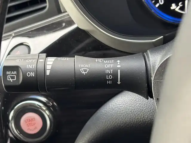 日産 エルグランド 250ハイウェイスターS 滋賀県 2018(平30)年 3.7万km インペリアルアンバーP 純正HDDナビ/(フルセグTV CD DVD Bluetooth)/純正フリップダウンモニター/アラウンドビューモニター/両側パワースライドドア/クルーズコントロール/革巻きステアリング/ステアリングリモコン/ハーフレザーシート/オットマン/プッシュスタート/スマートキー×２/純正フロアマット/電動格納ミラー/ウインカーミラー/ドアバイザー/AW付スタッドレスタイヤ積載