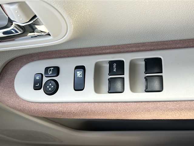 スズキ ラパン X 山口県 2023(令5)年 4.4万km フォーンベージュM 純正ディスプレイオーディオ/Bluetooth/プッシュスタート/アイドリングストップ/コーナーセンサー/シートヒーター/USB端子/ドアバイザー/純正フロアマット/レーンアシスト/横滑り防止装置/盗難防止装置/衝突被害軽減システム/純正アルミホイール