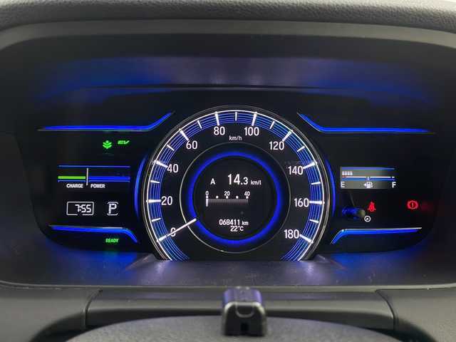 ホンダ オデッセイ ハイブリッド アブソルートセンシングEXパック 岐阜県 2016(平28)年 6.9万km クリスタルブラックパール ホンダセンシング/・衝突軽減ブレーキ/・オートクルーズコントロール/・先行車発信お知らせ機能/・路外逸脱抑制システム/・ブラインドスポットシステム/・標識認知機能/純正ナビ/（BT/フルセグTV/CD/DVD/HDMI/USB/SD）/両側パワースライドドア/AC電源1500W/バックカメラ/ドライブレコーダー前後/ETC/ハーフレザー/パワーシート（運転席）/オットマン/フォグランプ/LEDヘッドライト/オートライト/革ステアリング/ステアリングスイッチ/スマートキー/プッシュスタート/スペアキー/ドアバイザー/サイドカーテンエアバッグ/アイドリングストップ