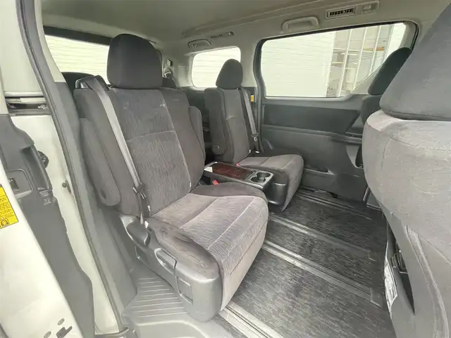 トヨタ ヴェルファイア 2．4Z 熊本県 2012(平24)年 10.6万km ホワイトパールクリスタルシャイン (株)IDOMが運営する【じしゃロン熊本店】の自社ローン専用車両になります/こちらは現金またはオートローンご利用時の価格です。自社ローンご希望の方は別途その旨お申付け下さい./純正ナビ/バックカメラ/ステアリングスイッチ/純正フロアマット/スマートキープッシュスタート/フリップダウンモニター/両側パワースライドドア