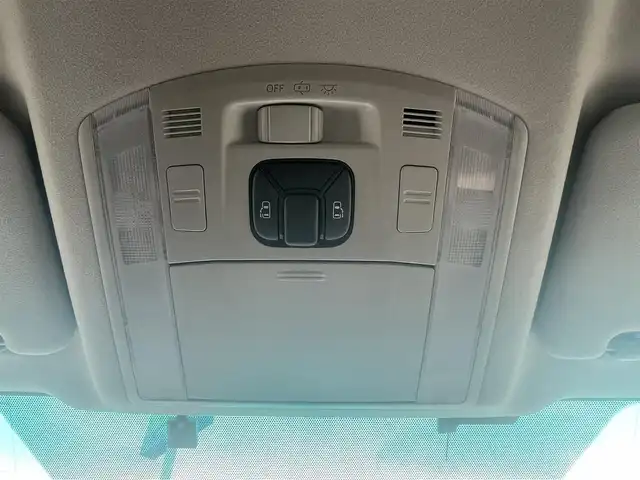 トヨタ ヴェルファイア 2．4Z 熊本県 2012(平24)年 10.6万km ホワイトパールクリスタルシャイン (株)IDOMが運営する【じしゃロン熊本店】の自社ローン専用車両になります/こちらは現金またはオートローンご利用時の価格です。自社ローンご希望の方は別途その旨お申付け下さい./純正ナビ/バックカメラ/ステアリングスイッチ/純正フロアマット/スマートキープッシュスタート/フリップダウンモニター/両側パワースライドドア
