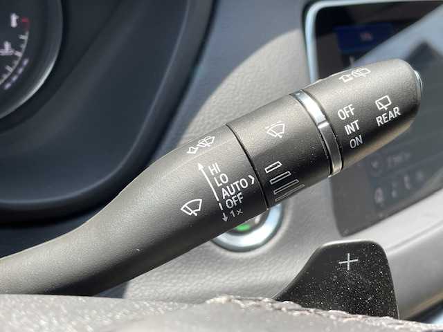 キャデラック ＸＴ４ スポーツ 青森県 2022(令4)年 2.5万km 黒 ワンオーナー/４WD/BOSEスピーカー/左ハンドル/純正ナビ/（Bt/USB/AM/FM）/AppleCarplay/AndroidAuto/シートベンチレーター/ステアリングヒーター/全方位カメラ/ETC/ヘッドアップディスプレイ/アクティブクルーズコントロール/パワーメモリシート/白革シート/シートヒーター/電動リアゲート/ハンズフリーテールゲート/衝突軽減ブレーキ/パーキングアシスト/アイドリングストップ/横滑り防止機能/ABS/コーナーセンサー/20インチ純正アルミホイール/オートエアコン/LEDライト/オートライト/エアバックW/サイド/パドルシフト/スマートキーX2/プッシュスタート/保証書/取扱説明書/点検記録簿　R５．R６