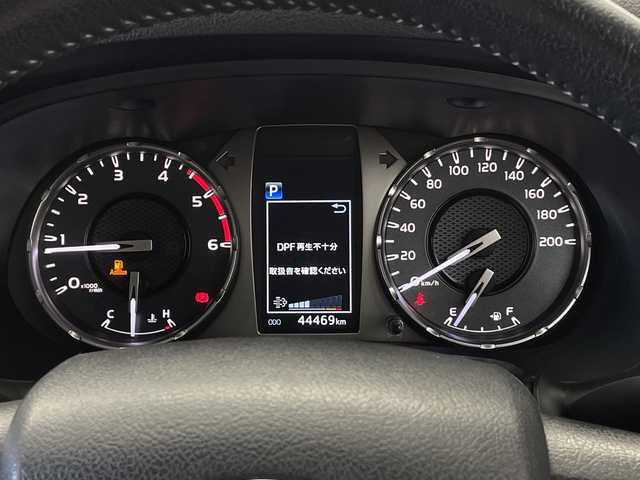 トヨタ ハイラックス Z 新潟県 2020(令2)年 4.5万km アティチュードブラックマイカ プリクラッシュセーフティ/レーダークルーズコントロール/レーンキープアシスト/純正ディーラーＯＰナビ/バックカメラ/ＥＴＣ2.0/オートライト/ＬＥＤヘッドライト/プッシュスタート/社外サスペンション（純正積込み）/社外17インチスタッドレスＡＷ積込み/フロアマット/コーナーセンサー