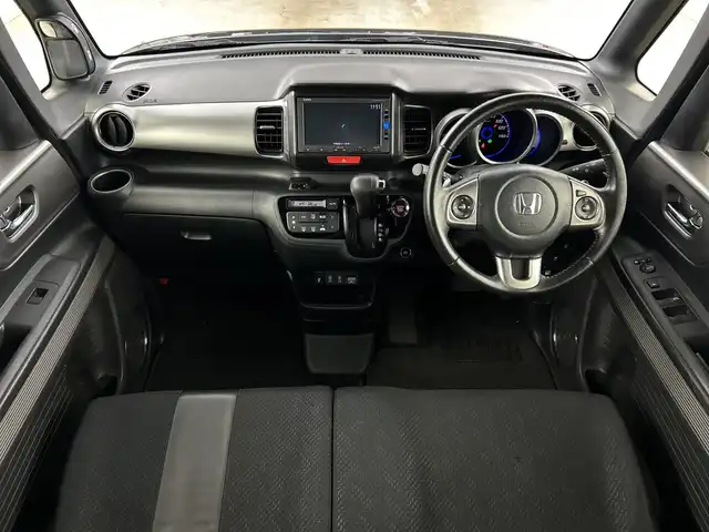 ホンダ Ｎ ＢＯＸ スラッシュ G ターボ Lパッケージ 愛知県 2017(平29)年 6.8万km クリスタルブラックパール 禁煙車/純正7インチナビ/（CD/AM/FM/Bluetooth/ワンセグTV)/バックカメラ/クルーズコントロール/ETC/ドライブレコーダー/スマートキー/スペアキー有/純正フロアマット/パドルシフト/チップアップシート/LEDヘッドライト/横滑り防止装置