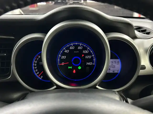 ホンダ Ｎ ＢＯＸ スラッシュ G ターボ Lパッケージ 愛知県 2017(平29)年 6.8万km クリスタルブラックパール 禁煙車/純正7インチナビ/（CD/AM/FM/Bluetooth/ワンセグTV)/バックカメラ/クルーズコントロール/ETC/ドライブレコーダー/スマートキー/スペアキー有/純正フロアマット/パドルシフト/チップアップシート/LEDヘッドライト/横滑り防止装置