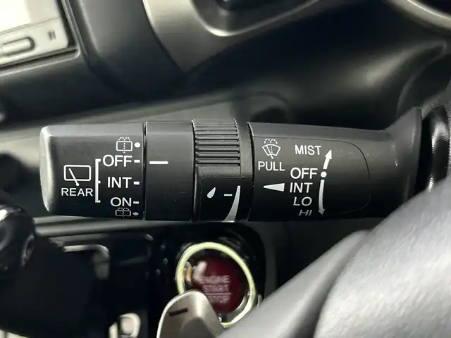 ホンダ Ｎ ＢＯＸ スラッシュ G ターボ Lパッケージ 愛知県 2017(平29)年 6.8万km クリスタルブラックパール 禁煙車/純正7インチナビ/（CD/AM/FM/Bluetooth/ワンセグTV)/バックカメラ/クルーズコントロール/ETC/ドライブレコーダー/スマートキー/スペアキー有/純正フロアマット/パドルシフト/チップアップシート/LEDヘッドライト/横滑り防止装置