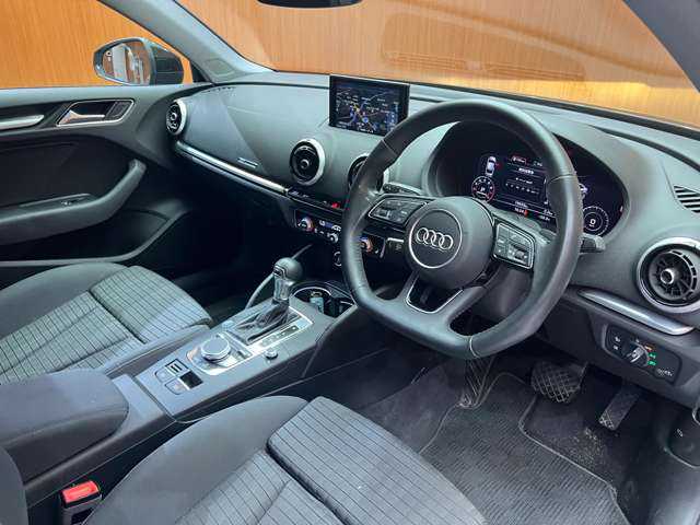 アウディ Ａ３ セダン 30TFSI スポーツ 千葉県 2020(令2)年 2万km ミトスブラックメタリック バーチャルコックピット /ACC /シートヒーター /パワーシート /純正ナビ /バックカメラ /コーナーセンサー /オートホールド /ドラレコ /ETC