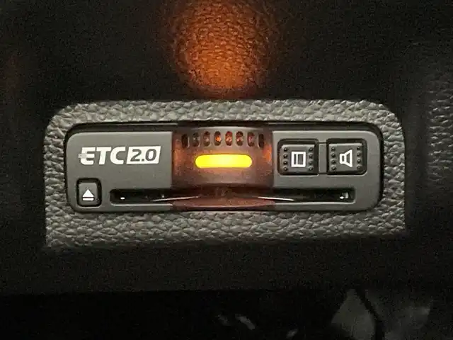 ホンダ ヴェゼル ハイブリッド e:HEV Z 福岡県 2025(令7)年 0.1千km クリスタルブラックパール 登録済み未使用車純正SDナビ（フルセグTV/BT/AppleCarPlay）バックモニターホンダセンシングレーダーククルコンETC2.0電動リアゲートコーナーセンサーシートヒーターパドルシフトBSMオートブレーキホールドLEDヘッドライト