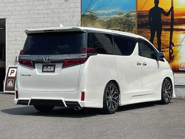 トヨタ ヴェルファイア Z Gエディション 愛知県 2018(平30)年 4.2万km ホワイトパールクリスタルシャイン 衝突軽減ブレーキ/社外アンダーエアロ/社外20インチアルミホイール　/ツインサンルーフ　/レザーシート　/シートベンチレーション　/社外ナビ　/フルセグＴＶ　/フリップダウンモニター　/両側電動スライドドア　/ステアリングヒーター　/パワーバックドア/クリアランスソナー/プッシュスタート/スマートキー