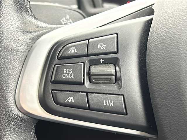 ＢＭＷ Ｘ１ xDrive 18d xライン 茨城県 2021(令3)年 4.6万km パール 純正ナビ　バックカメラ　ＥＴＣ　ドラレコ　ＬＥＤライト　追従クルコン　パワーシート　レザーシート　シートヒーター　衝突被害軽減ブレーキ　横滑り防止装置　純正１８インチアルホイール　コーナーセンサー