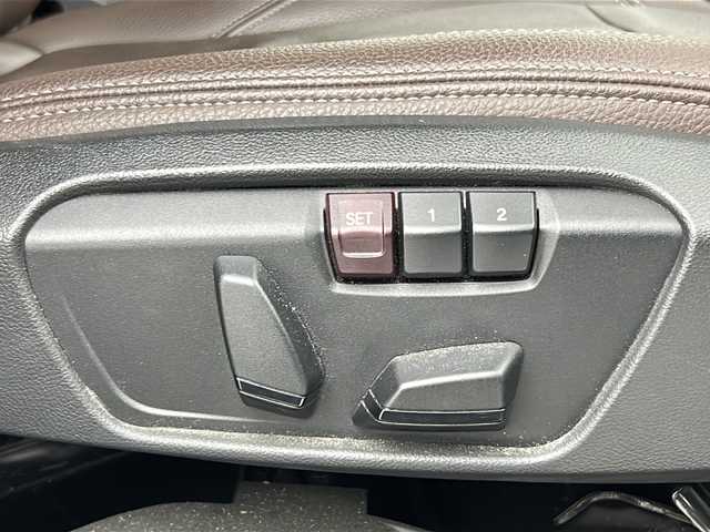 ＢＭＷ Ｘ１ xDrive 18d xライン 茨城県 2021(令3)年 4.6万km パール 純正ナビ　バックカメラ　ＥＴＣ　ドラレコ　ＬＥＤライト　追従クルコン　パワーシート　レザーシート　シートヒーター　衝突被害軽減ブレーキ　横滑り防止装置　純正１８インチアルホイール　コーナーセンサー