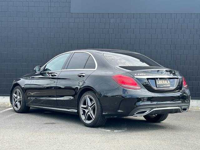 メルセデス・ベンツ Ｃ２２０ｄ アバンギャルド　AMGライン 埼玉県 2019(平31)年 5.2万km 黒 黒革シート/純正HDDナビ/（Bluetooth/USB/フルセグ）/レザーエクスクルーシブＰＫＧ/レーダーセーフティＰＫＧ/ブルメスターサウンド/ａｐｐｌｅｃａｒｐｌａｙ/バックカメラ/ブラインドスポットモニター/ＥＴＣ