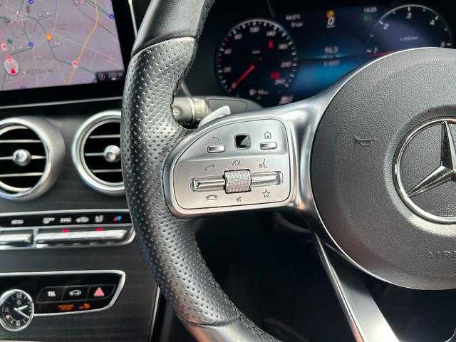 メルセデス・ベンツ Ｃ２２０ｄ アバンギャルド　AMGライン 埼玉県 2019(平31)年 5.2万km 黒 黒革シート/純正HDDナビ/（Bluetooth/USB/フルセグ）/レザーエクスクルーシブＰＫＧ/レーダーセーフティＰＫＧ/ブルメスターサウンド/ａｐｐｌｅｃａｒｐｌａｙ/バックカメラ/ブラインドスポットモニター/ＥＴＣ