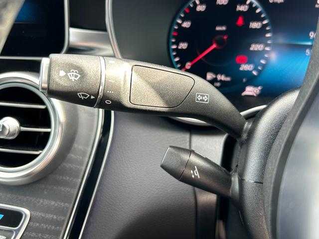 メルセデス・ベンツ Ｃ２２０ｄ アバンギャルド　AMGライン 埼玉県 2019(平31)年 5.2万km 黒 黒革シート/純正HDDナビ/（Bluetooth/USB/フルセグ）/レザーエクスクルーシブＰＫＧ/レーダーセーフティＰＫＧ/ブルメスターサウンド/ａｐｐｌｅｃａｒｐｌａｙ/バックカメラ/ブラインドスポットモニター/ＥＴＣ