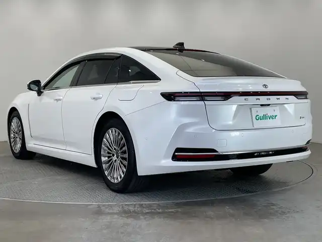トヨタ クラウン Z 栃木県 2024(令6)年 0.4万km プレシャスホワイトパール 純正ナビ/(フルセグTV・Bluetooth・USB・HDMI)/ガラスルーフ/全方位カメラ/トヨタセーフティセンス/ ・衝突軽減システム/ ・レーンキープアシスト/ ・オートクルーズコントロール/ ・オートハイビーム/前後コーナーセンサー/ブラインドスポットモニター/ヘッドアップディスプレイ/本革シート/ステアリングヒーター/全席シートヒーター・シートクーラー/前席パワーシート(メモリ機能)/電動リアゲート/置くだけ充電/前後ドライブレコーダー/パドルシフト/純正アルミホイール/純正フロアマット/パーキングアシスト/ドアバイザー