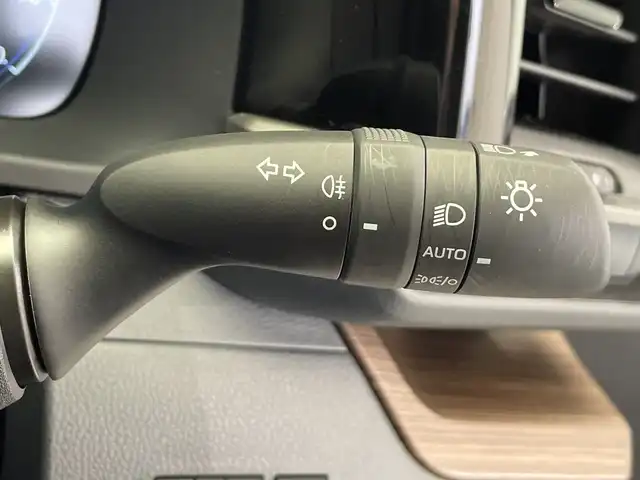 トヨタ クラウン Z 栃木県 2024(令6)年 0.4万km プレシャスホワイトパール 純正ナビ/(フルセグTV・Bluetooth・USB・HDMI)/ガラスルーフ/全方位カメラ/トヨタセーフティセンス/ ・衝突軽減システム/ ・レーンキープアシスト/ ・オートクルーズコントロール/ ・オートハイビーム/前後コーナーセンサー/ブラインドスポットモニター/ヘッドアップディスプレイ/本革シート/ステアリングヒーター/全席シートヒーター・シートクーラー/前席パワーシート(メモリ機能)/電動リアゲート/置くだけ充電/前後ドライブレコーダー/パドルシフト/純正アルミホイール/純正フロアマット/パーキングアシスト/ドアバイザー