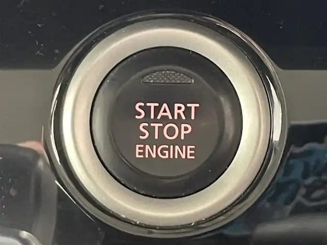 日産 デイズ ルークス X Vセレクション 滋賀県 2017(平29)年 7.2万km ホワイトパール 社外ナビ/（AM/FM/CD/DVD/SD/Bluetooth/USB/フルセグTV）/横滑り防止/アイドリングストップ/電格ミラー/ドライブレコーダー前（SD無し）/ETC/衝突軽減ブレーキ/純正アルミホイール/純正フロアマット/プッシュスタート/保証書/取扱説明書/スペアキー×１