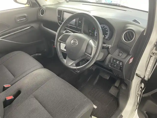 日産 デイズ ルークス X Vセレクション 滋賀県 2017(平29)年 7.2万km ホワイトパール 社外ナビ/（AM/FM/CD/DVD/SD/Bluetooth/USB/フルセグTV）/横滑り防止/アイドリングストップ/電格ミラー/ドライブレコーダー前（SD無し）/ETC/衝突軽減ブレーキ/純正アルミホイール/純正フロアマット/プッシュスタート/保証書/取扱説明書/スペアキー×１