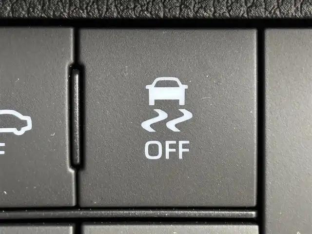 ダイハツ ムーヴ キャンバス セオリー G 山口県 2023(令5)年 1.4万km ブラックマイカメタリック 純正ナビ／フルセグＴＶ　/バックカメラ　/ホッとカップホルダー　/ドライブレコーダー　/コーナーセンサー　/衝突被害軽減ブレーキ　/アイドリングストップ　/両側電動スライドドア　/シートヒーター　/ＬＥＤヘッドライト