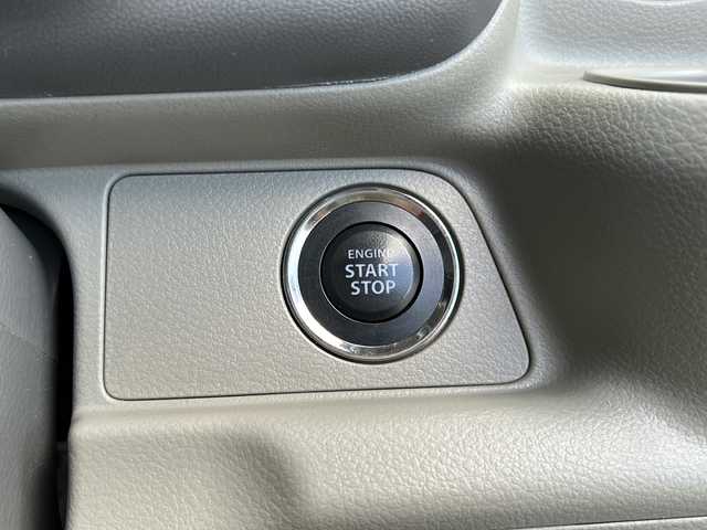 スズキ エブリィ ワゴン 岐阜県 2018(平30)年 0.7万km パールホワイト 登録時走行距離6364km/社外ＳＤナビ/フルセグＴＶ/バックカメラ/両側パワースライドドア/電動オートステップ/ターボ/ドライブレコーダー/純正フロアマット/純正アルミホイール/プッシュスタート/スマートキー/スペアキー/USB/Blue tooth/オートエアコン/ABS/横滑り防止装置/盗難防止装置/オートライト/キセノンヘッドライト/エアバッグ/衝突被害軽減システム