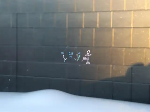 メルセデス・ベンツ Ｍ・ベンツ Ｅ２２０ｄ ステーションワゴン スポーツ 宮城県 2021(令3)年 6.6万km ポーラホワイト エクスクルーシブＰＫＧ/ＡＭＧラインインテリアＰＫＧ/レーダーセーフティＰＫＧ/・道路標識アシスト/・アクティブレーンキーピングアシスト/・アクティブブレーキアシスト/・アテンションアシスト/・ブラインドスポットアシスト/・レーンチェンジアシスト/純正ナビＴＶ/・フルセグ・ＢＴ・ＵＳＢ/全方位カメラ/パノラミックスライディングルーフ/ブルメスターサウンド/パワーテールゲート/ヘッドアップディスプレイ/左右メモリー機能付きパワーシート/全席シートヒーター/パドルシフト/パヒュームアトマイザー・イオナイザー/アンビエントライト/ワイヤレス充電/純正オプションドライブレコーダー前後