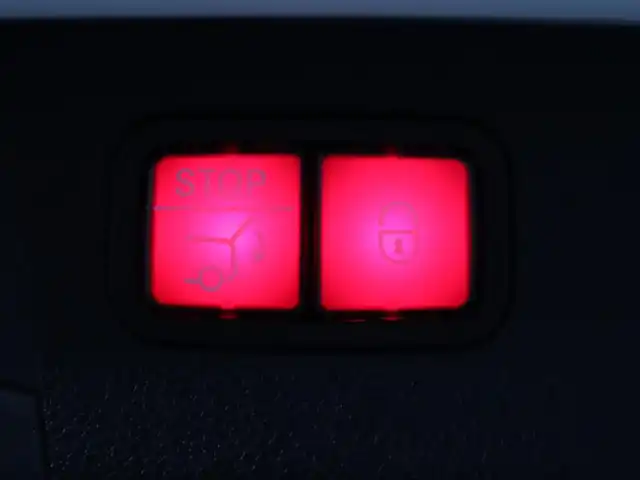 メルセデス・ベンツ Ｍ・ベンツ Ｅ２２０ｄ ステーションワゴン スポーツ 宮城県 2021(令3)年 6.6万km ポーラホワイト エクスクルーシブＰＫＧ/ＡＭＧラインインテリアＰＫＧ/レーダーセーフティＰＫＧ/・道路標識アシスト/・アクティブレーンキーピングアシスト/・アクティブブレーキアシスト/・アテンションアシスト/・ブラインドスポットアシスト/・レーンチェンジアシスト/純正ナビＴＶ/・フルセグ・ＢＴ・ＵＳＢ/全方位カメラ/パノラミックスライディングルーフ/ブルメスターサウンド/パワーテールゲート/ヘッドアップディスプレイ/左右メモリー機能付きパワーシート/全席シートヒーター/パドルシフト/パヒュームアトマイザー・イオナイザー/アンビエントライト/ワイヤレス充電/純正オプションドライブレコーダー前後