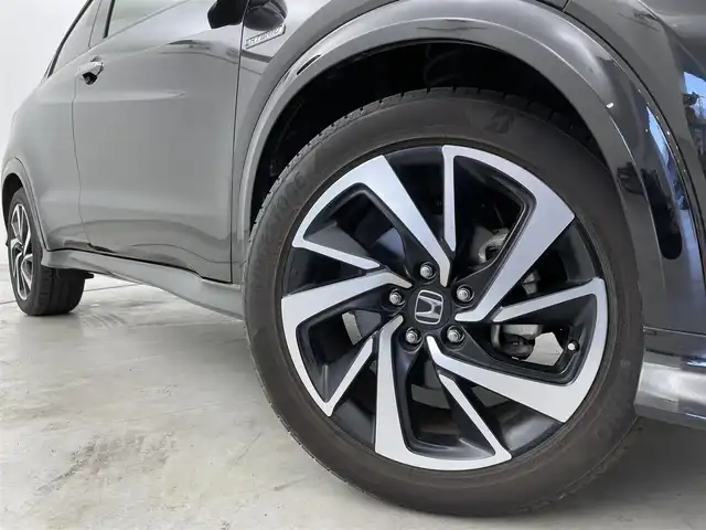ホンダ ヴェゼル ハイブリッド RS ホンダセンシング 福岡県 2020(令2)年 4.6万km クリスタルブラックパール 純正ナビ（ＢＴ，フルセグＴＶ）　/バックカメラ　/前後ドラレコ　/ビルトインＥＴＣ　/ＡＣＣ　/衝突軽減ブレーキ　/レーンキープ　/ＥＣＯＮ　/パドルシフト　/ハーフレザーシート　/パワーシート　/シートヒーター　/ＬＥＤ