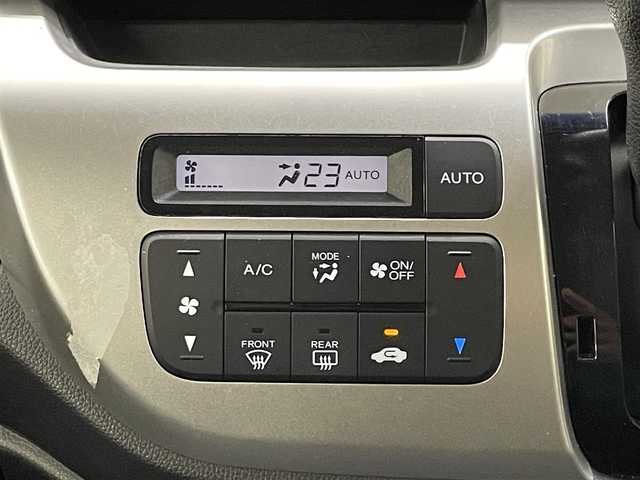 ホンダ Ｎ ＷＧＮ G Lパッケージ 長崎県 2018(平30)年 4.2万km クリスタルブラックパール 社外7インチナビ　（MDV-D304）/・ワンセグTV　FM/AM/CD/SD/ステアリングスイッチ/バックカメラ/ETC/横滑り防止/ヘッドライトレベリングダイヤル/プッシュスタート/ECONスイッチ/純正フロアマット